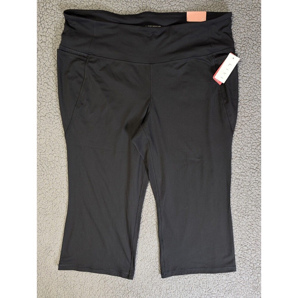 NWT LIVI Active Soft Boot Cut Capri Stretch Black Legging Women 22/24 Black